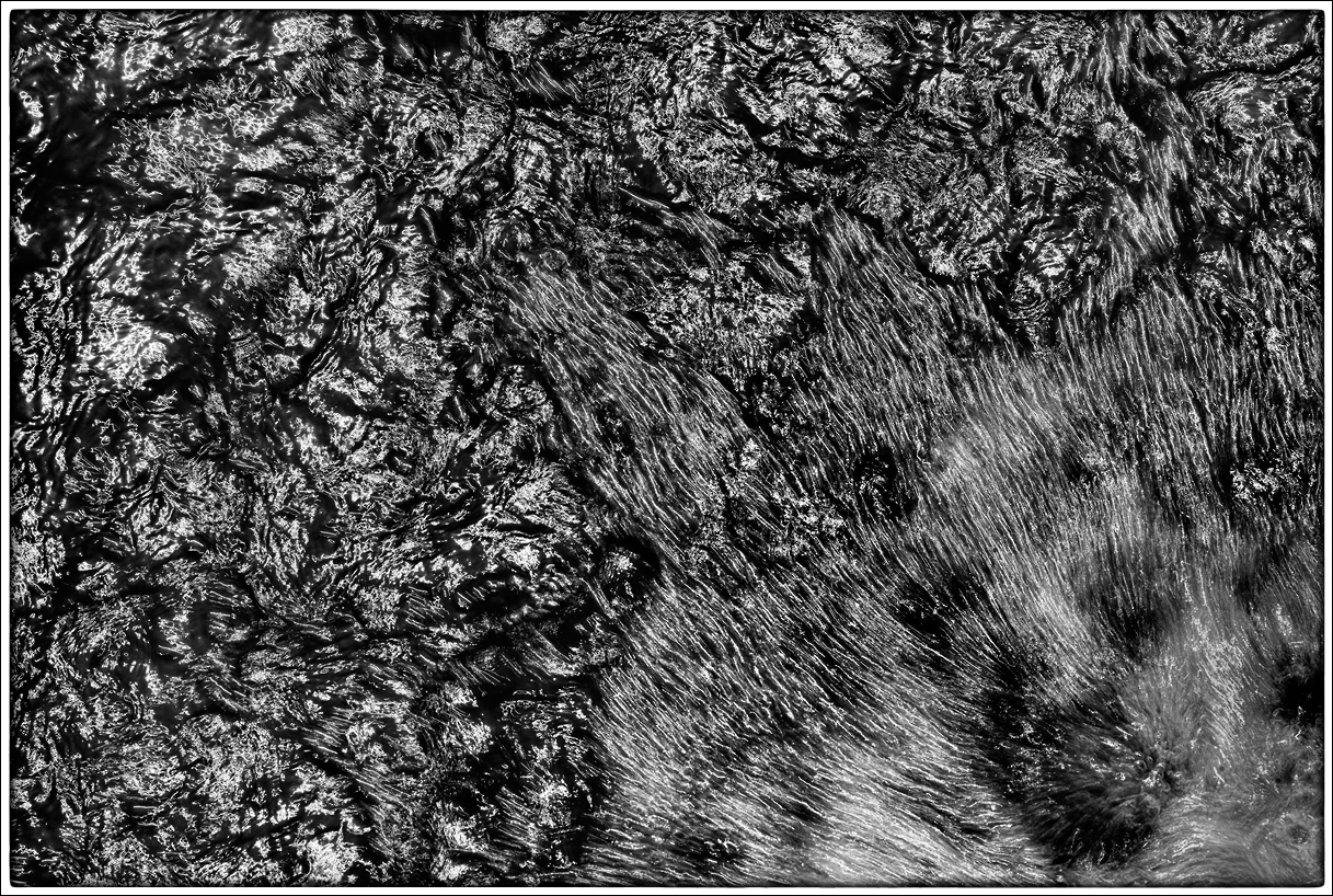 Flow of a Pattern | Fine Art | Creative & Artistic Nature Photography | Copyright © 1993-2017 Ganesh H. Shankar