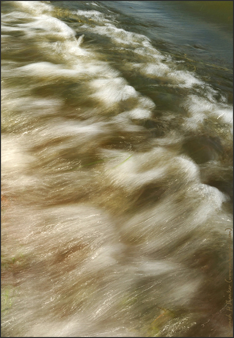Waves of Water | Fine Art | Creative & Artistic Nature Photography | Copyright © 1993-2017 Ganesh H. Shankar